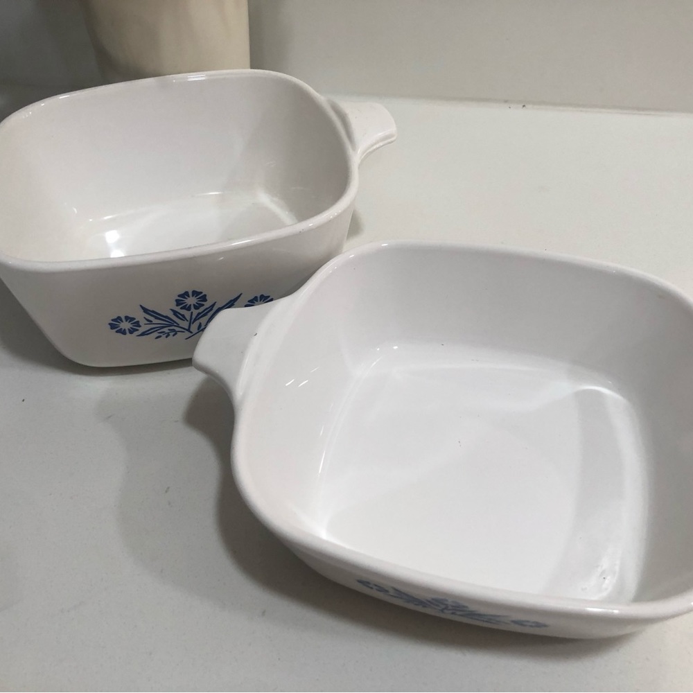 Set of Corningware Dishes - Picture 2 of 4